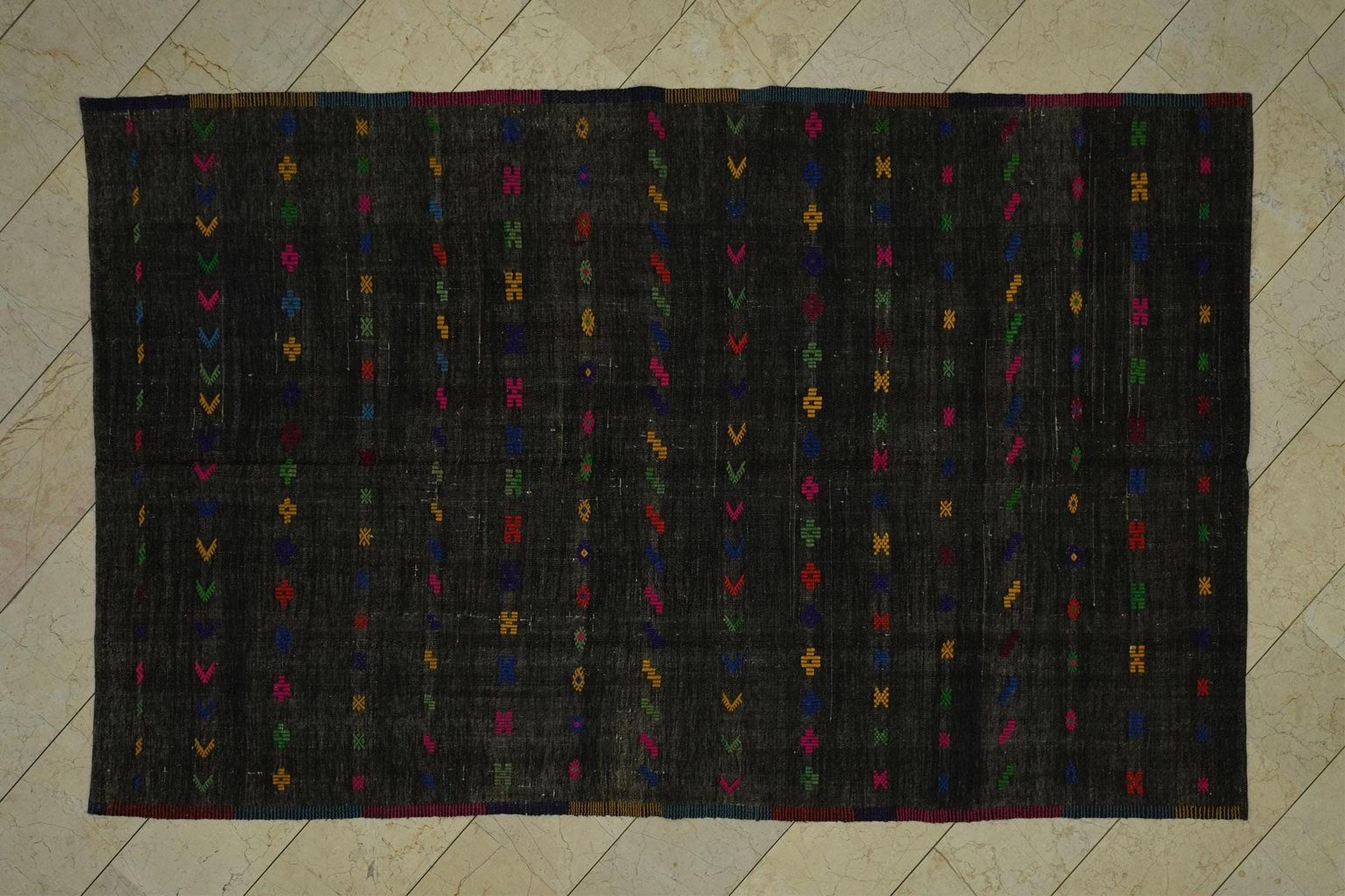 Black Turkish Kilim Rug: Multi-Color Embroidery, Goat Wool, Mid-Century Modern (5,11x9,8 Feet)