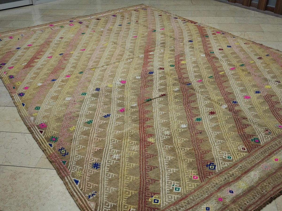 Oversized Coffee Brown Kilim Rug: Embroidered Turkish Tribal Flat-weave Rugs, 8.4"x11.9" Feet.