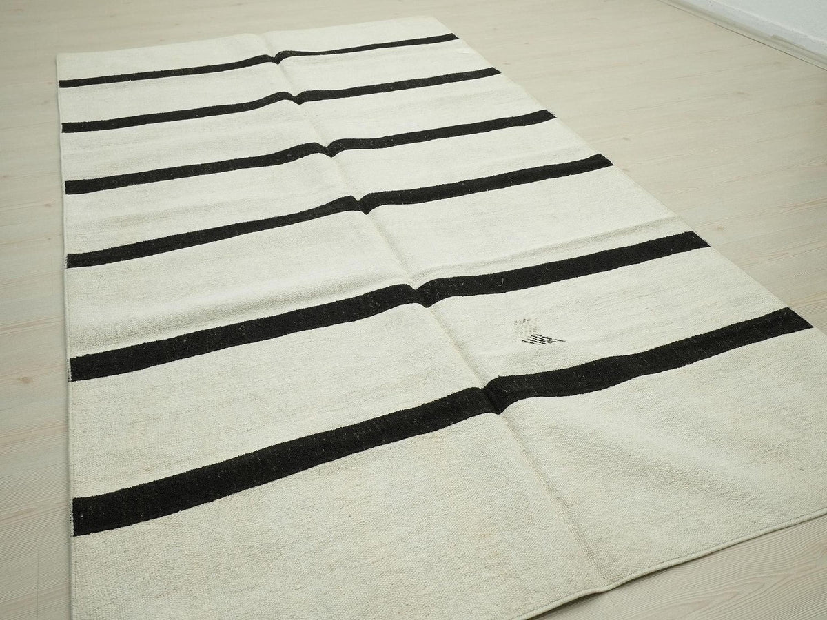 Patchwork Turkish Kilim Rug: Seasonal Decor Minimal Style Stripe Rugs, 6x10 Feet.