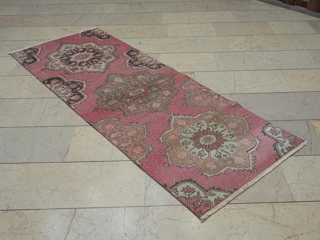 Salmon Pink Oushak Rug Runner: Vintage Turkish Wool Carpet Rugs, 2,6"x7" Feet.