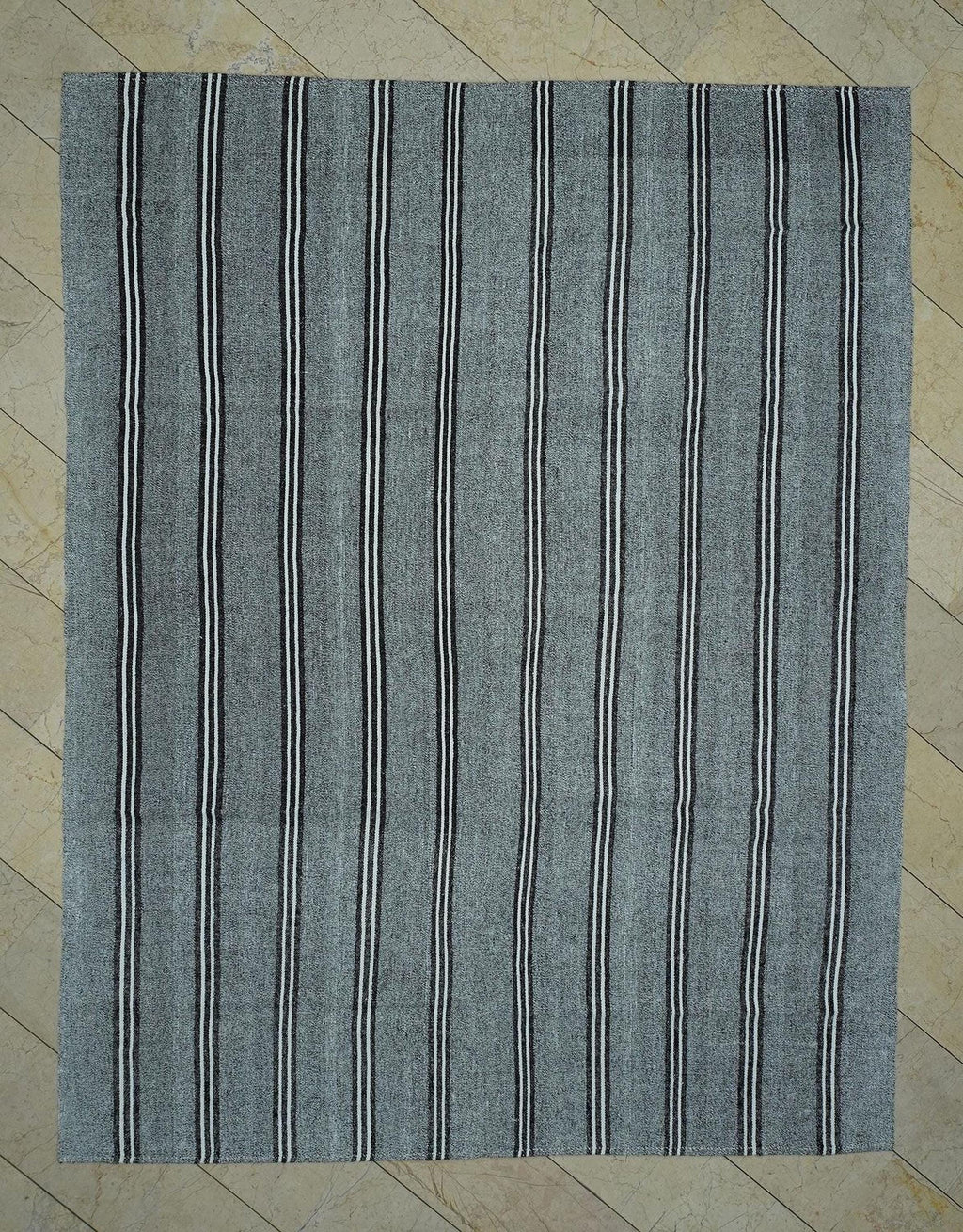 Scandinavian Style Outdoor Decor: Turkish Kilim Rug,Natural Gray Flat Weave Rugs, 7.4x9.5 ft.