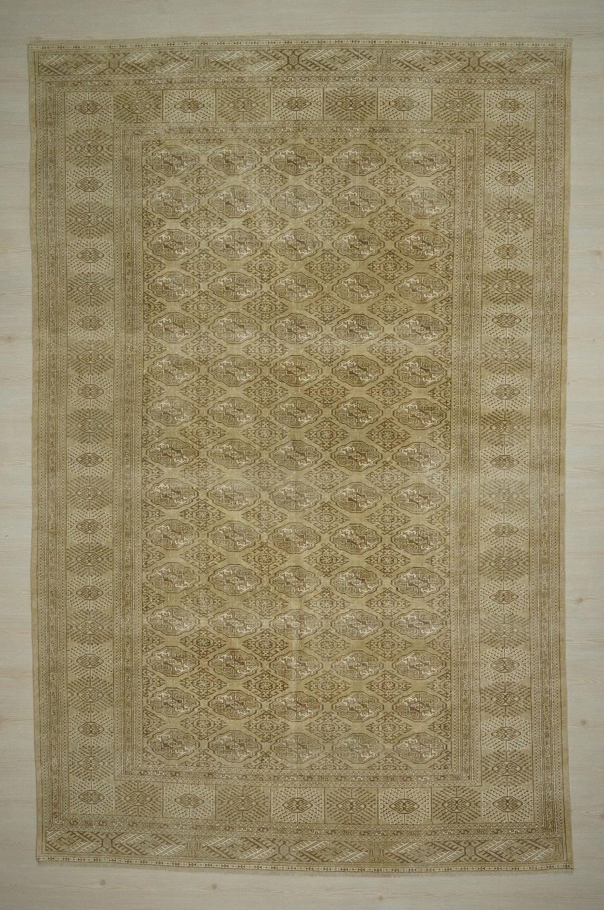 Oversize Vintage Wool Rug 8x12.6: Beige Oriental Farmhouse Carpet