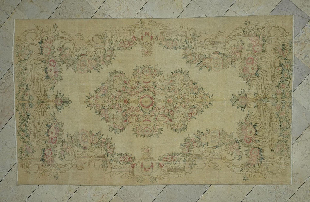 Small Vintage Oushak Rug: Turkish Handmade Wool Rugs 4,11"x8,3" ft