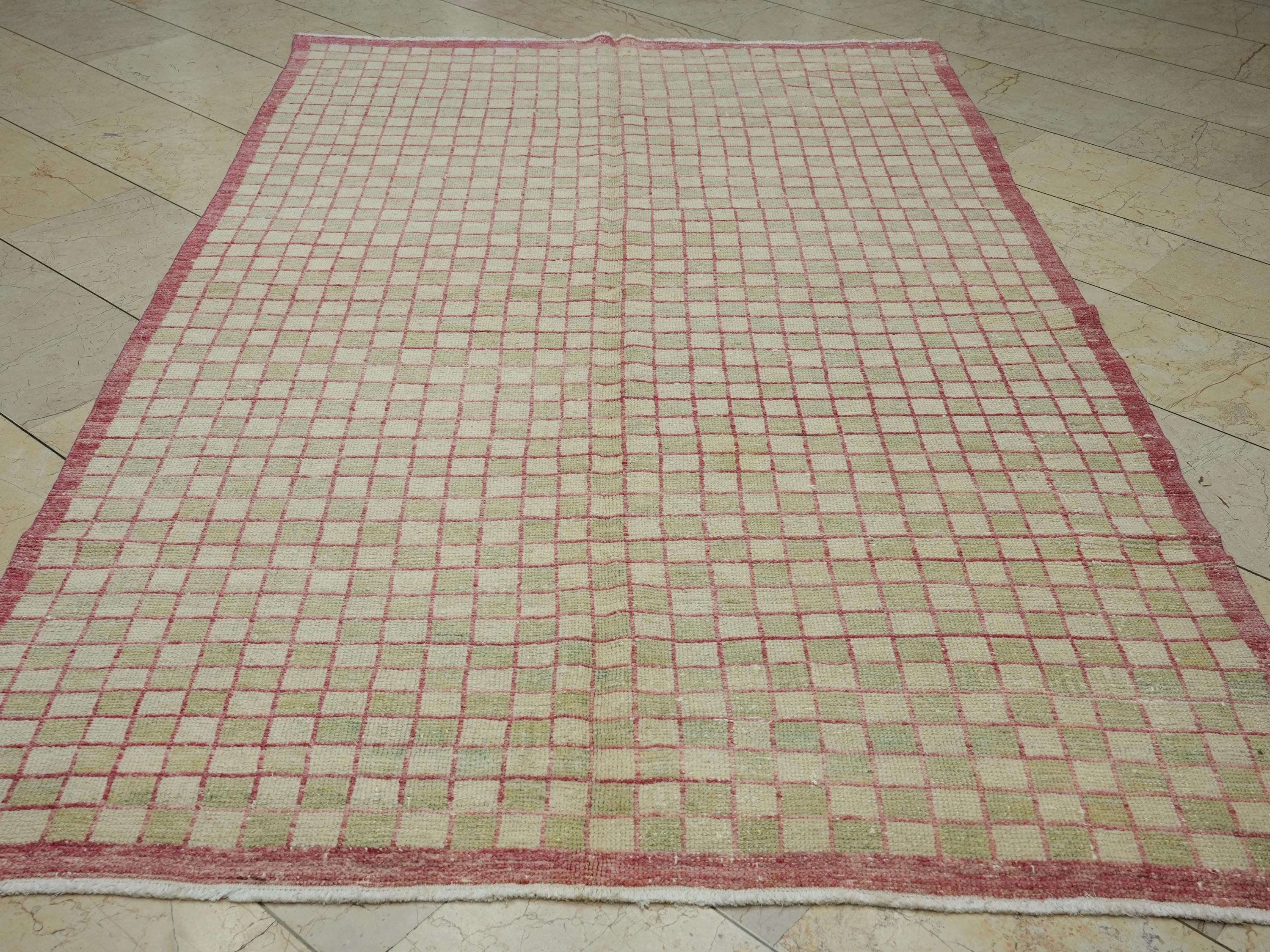 Rare Pattern Vintage Wool Turkish Rug: 5.3x8.5 Ft,Low Pile Old Oushak Rugs.