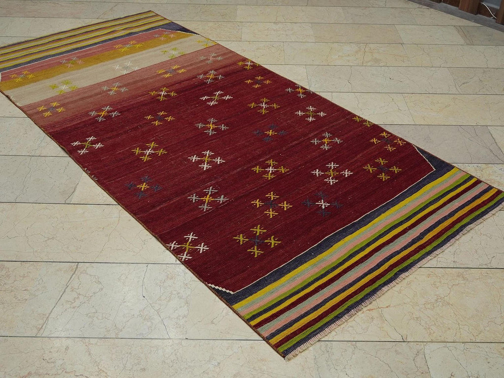 Red Kilim Runner: Vintage Turkish Handmade Wool Rug 3,9"x8,3" Feet.