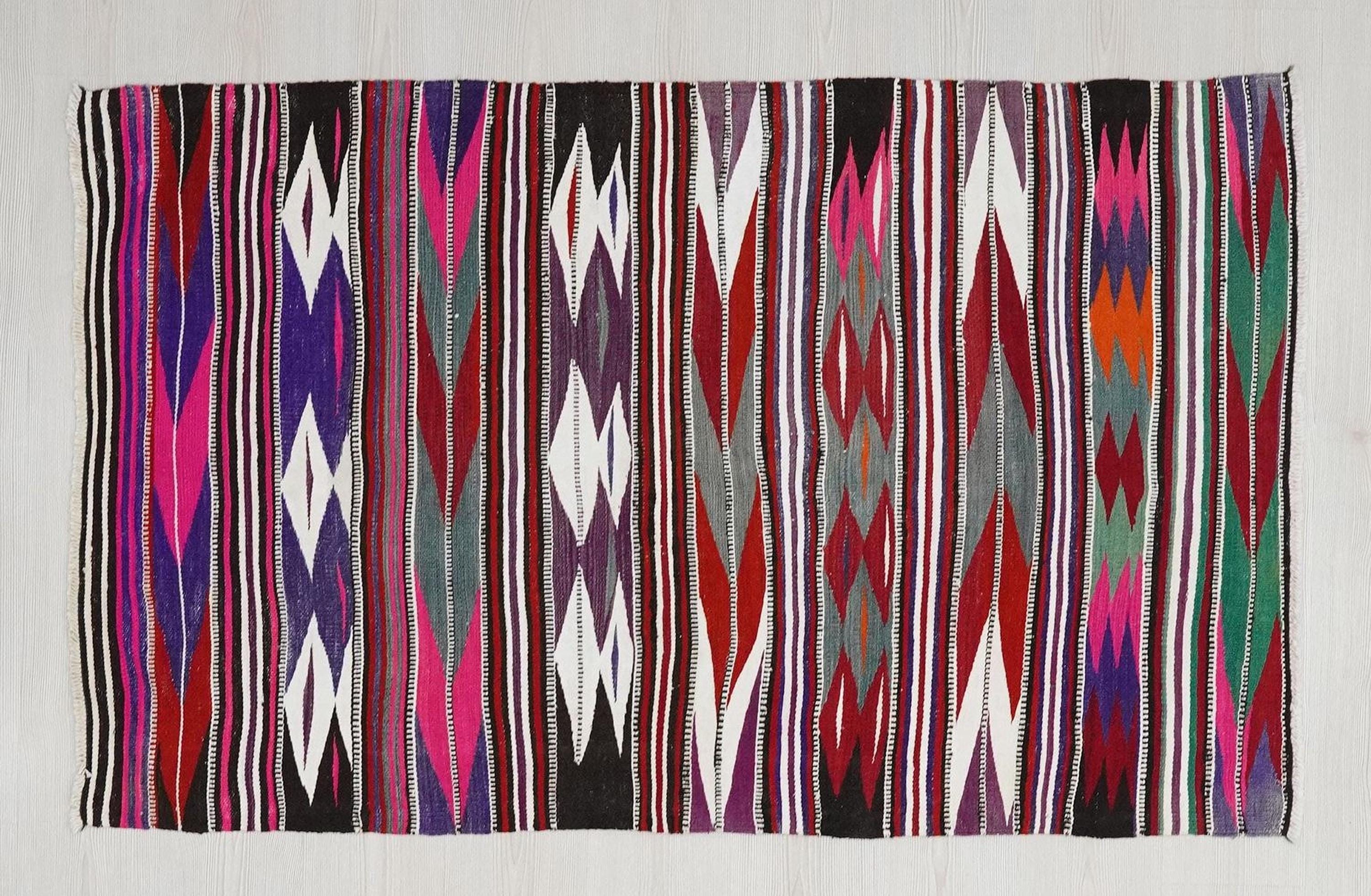 Small Size Pink Stripe Turkish Kilim Rug: Handwoven Home Living Decor Rugs 3.4x5.6 ft.