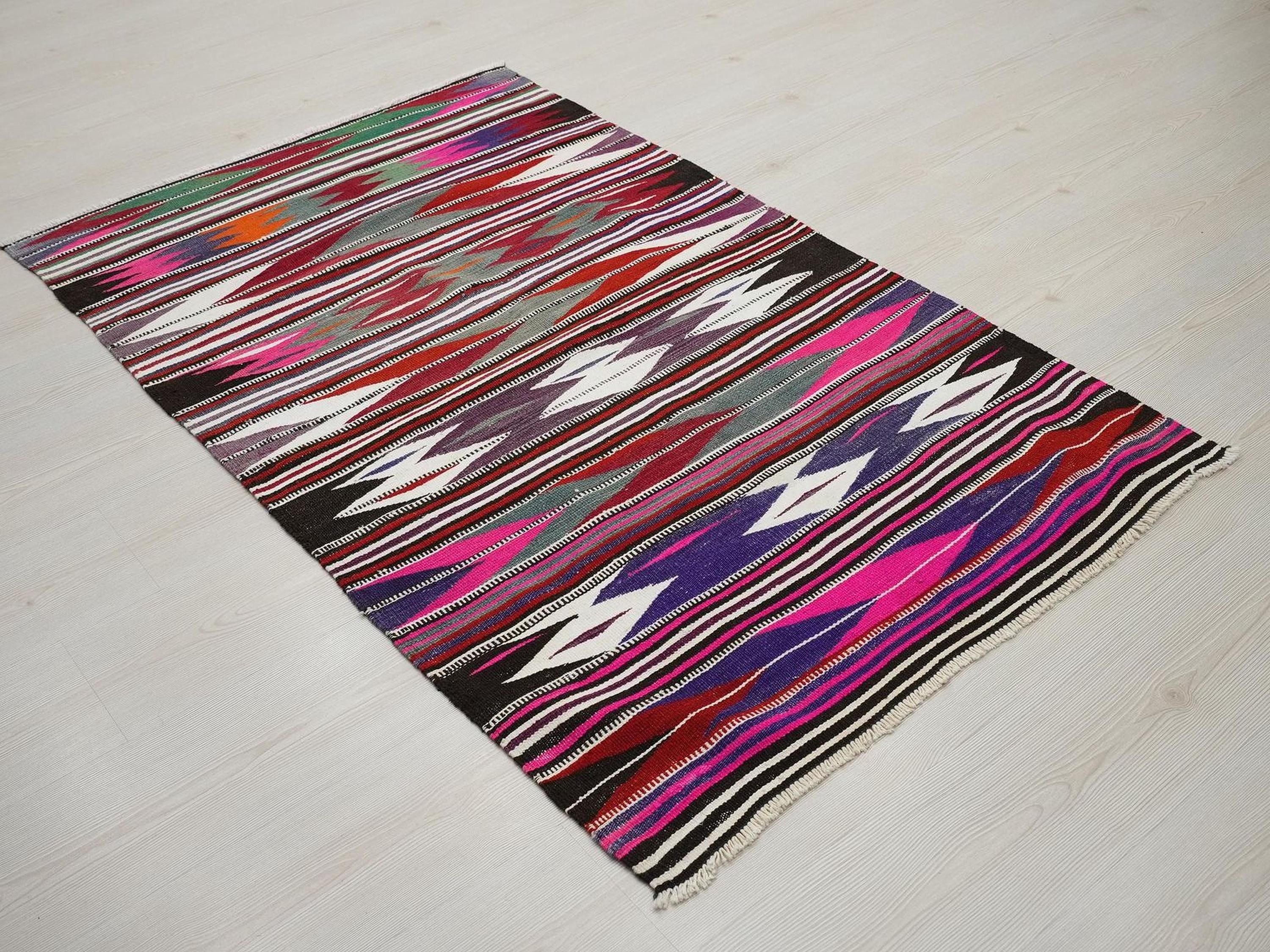 Small Size Pink Stripe Turkish Kilim Rug: Handwoven Home Living Decor Rugs 3.4x5.6 ft.