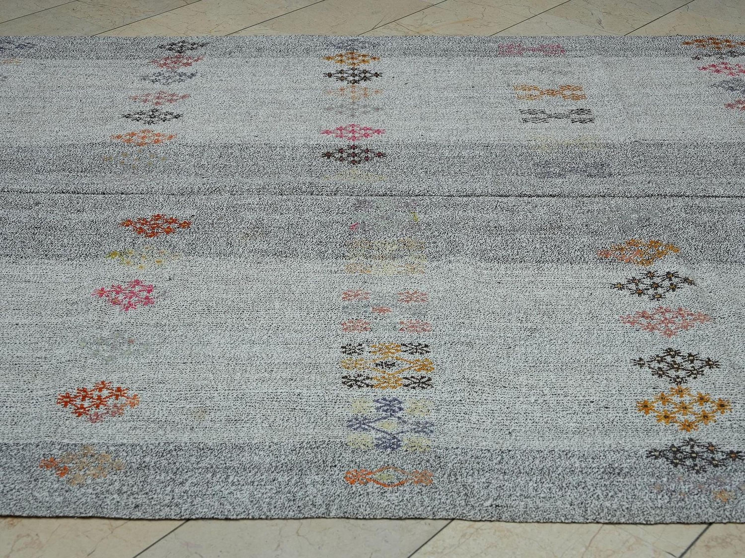 7x11 Large Natural Gray Kilim Rug: Mid-Century Modern Home Living Handwoven Rugs.