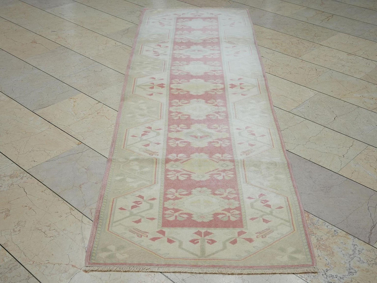 Wool Oushak Rug Runner: Turkish Handmade Anatolian Carpet Rugs, 2,7"x8,8" Feet.