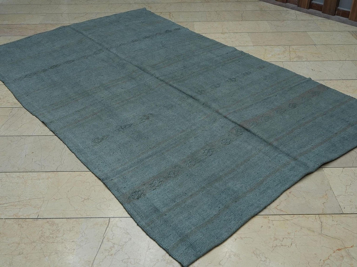 Overdyed Gray Hemp Kilim Rug: 5.3x8.7 ft,Mid Century Modern Flat Woven Turkish Rugs.