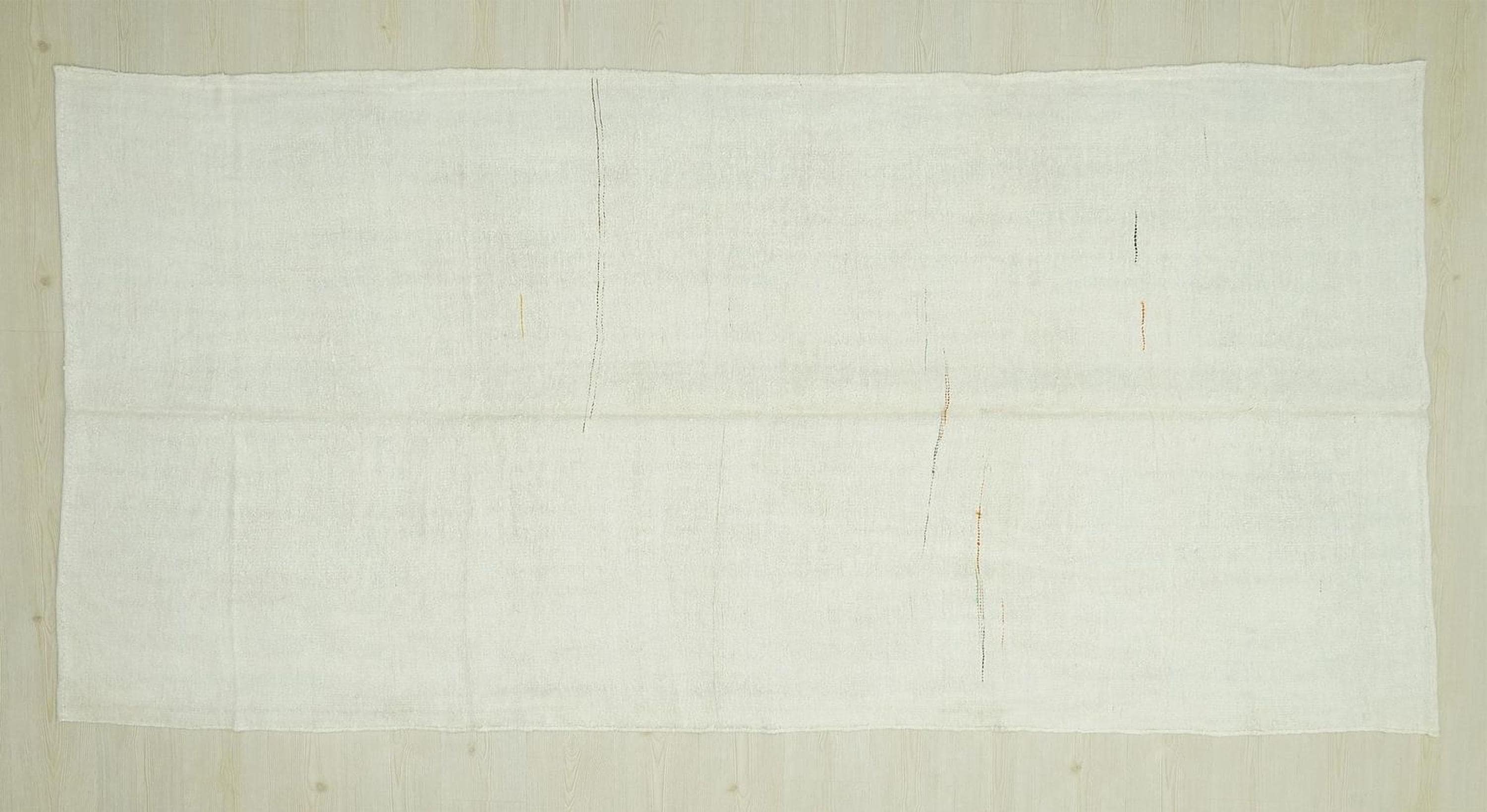 Handmade Hemp Kilim Rug: Plain Off White Flat Weave Scandinavian Style Rugs, 5"x10.3" Feet.
