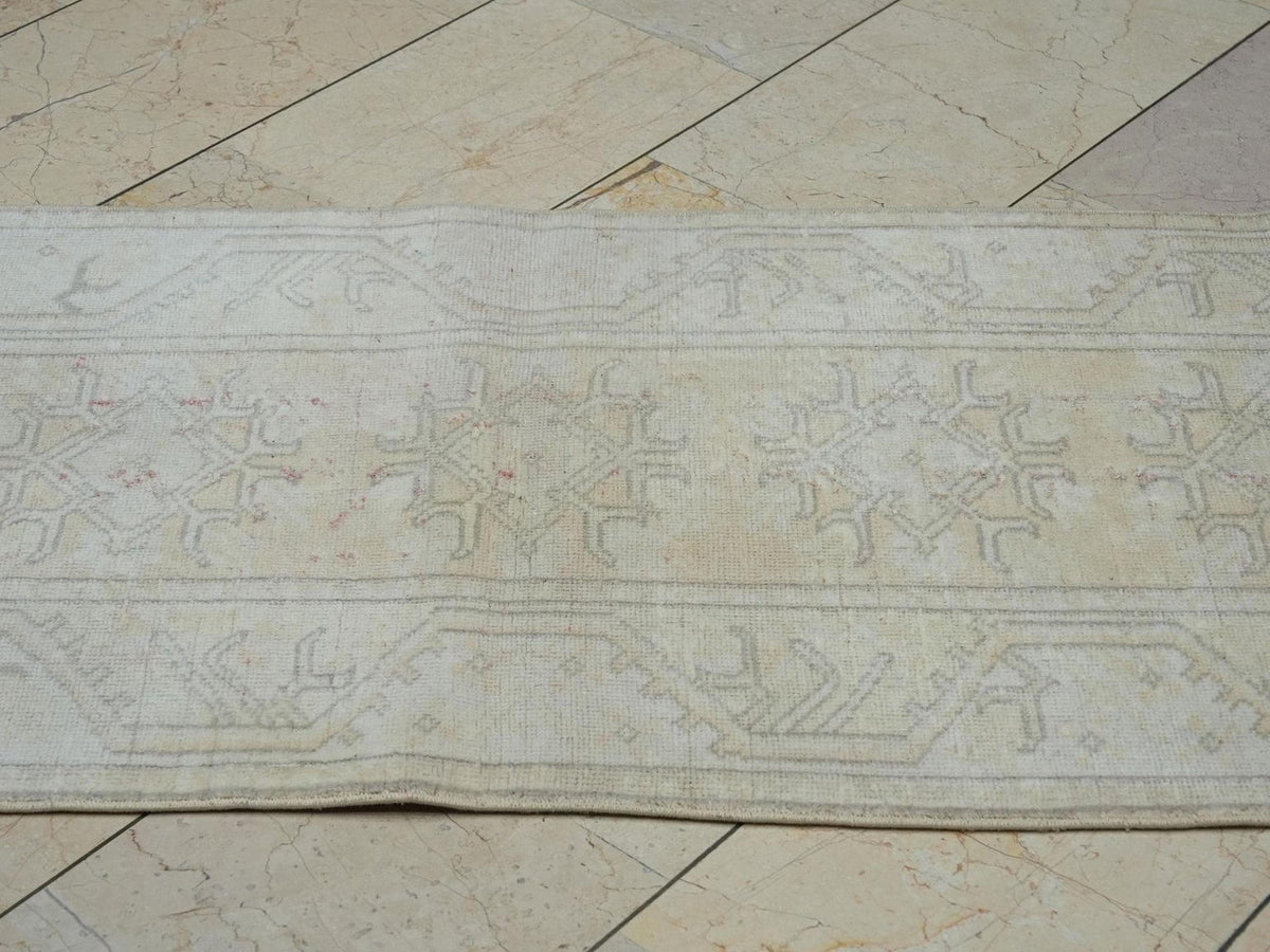 Wool Vintage Handmade Oushak Rug Runner: 2.6x9.3 Feet,Home Kitchen Floor Decor Rugs.