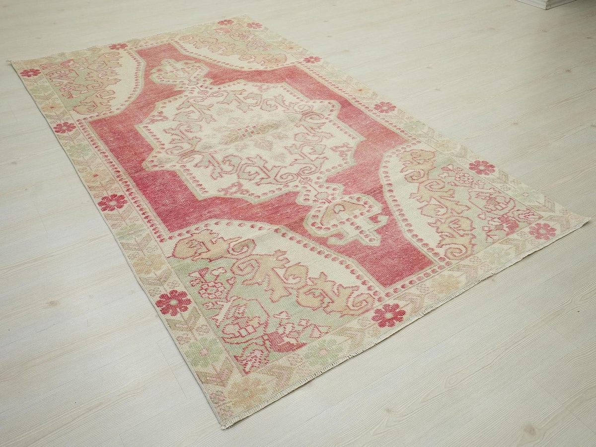 Vintage Oushak Rug: 4.3x7.4 ft, Beige & Red Turkish Wool Carpet.