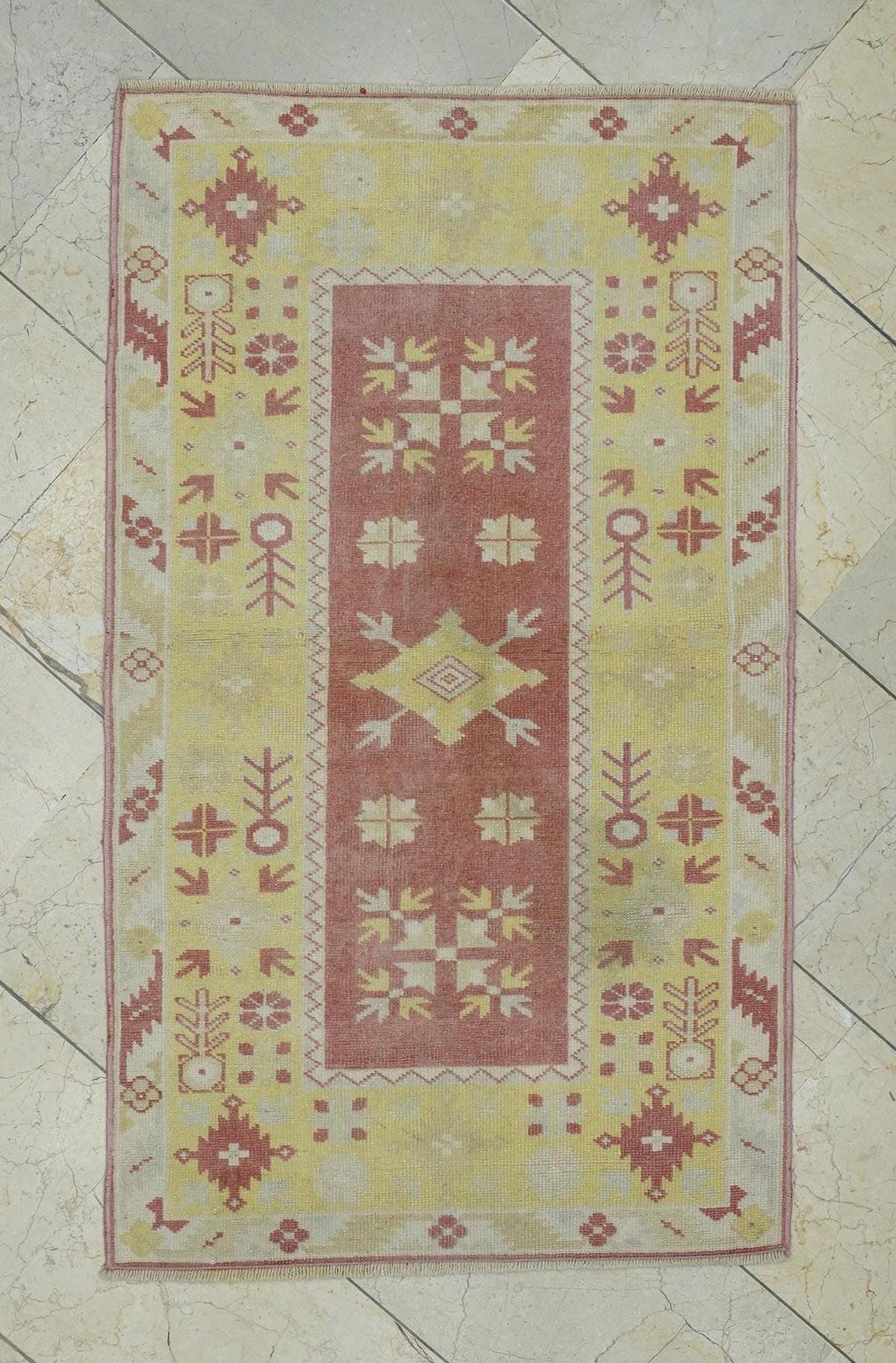 Wool Vintage Handmade Turkish Rug: 2.6x4.4 Ft,Small Home Living Kid Room Decor Rugs.