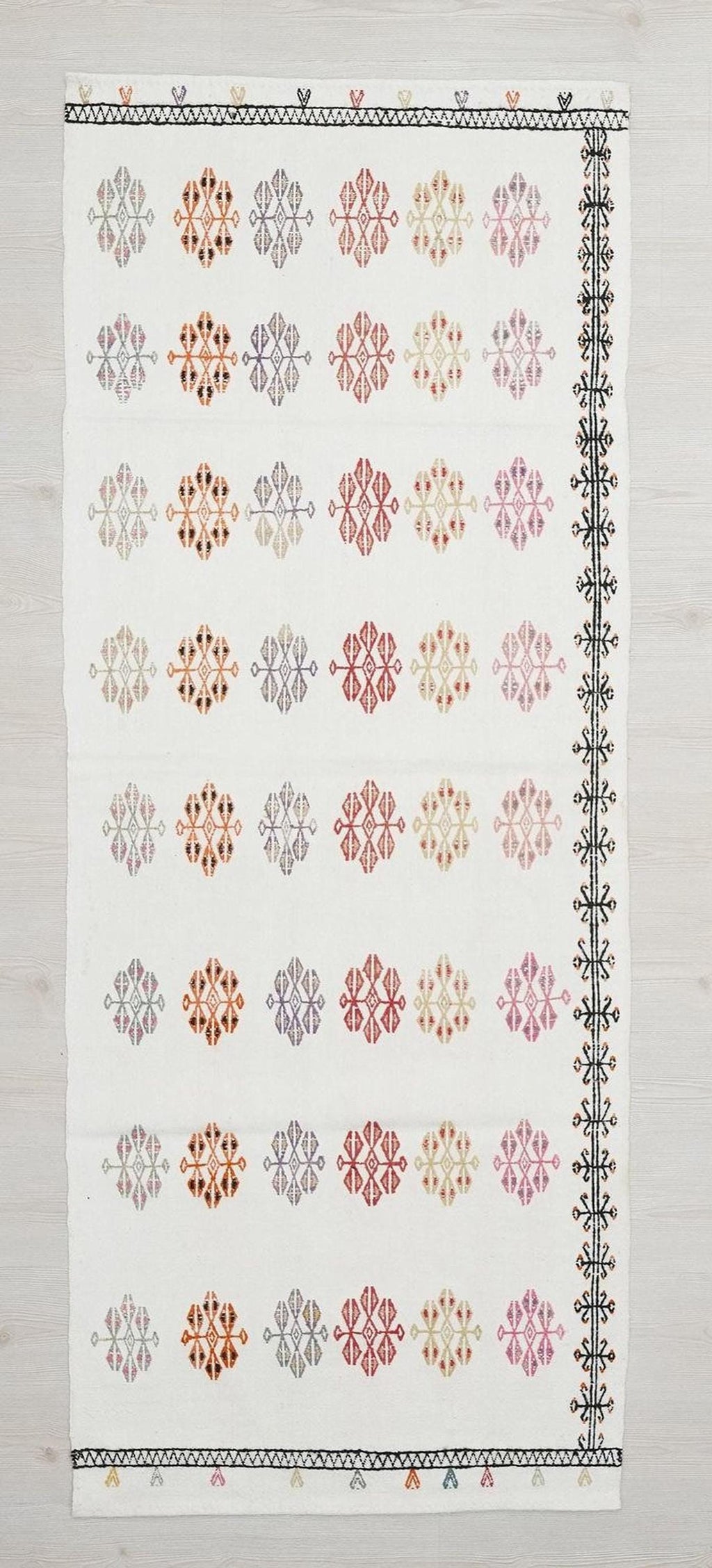 Flat Weave Cotton Kilim Rug Runner: Embroidered Turkish White Rugs, 3x8 Feet.