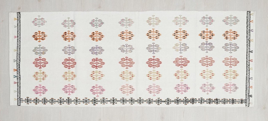 Flat Weave Cotton Kilim Rug Runner: Embroidered Turkish White Rugs, 3x8 Feet.