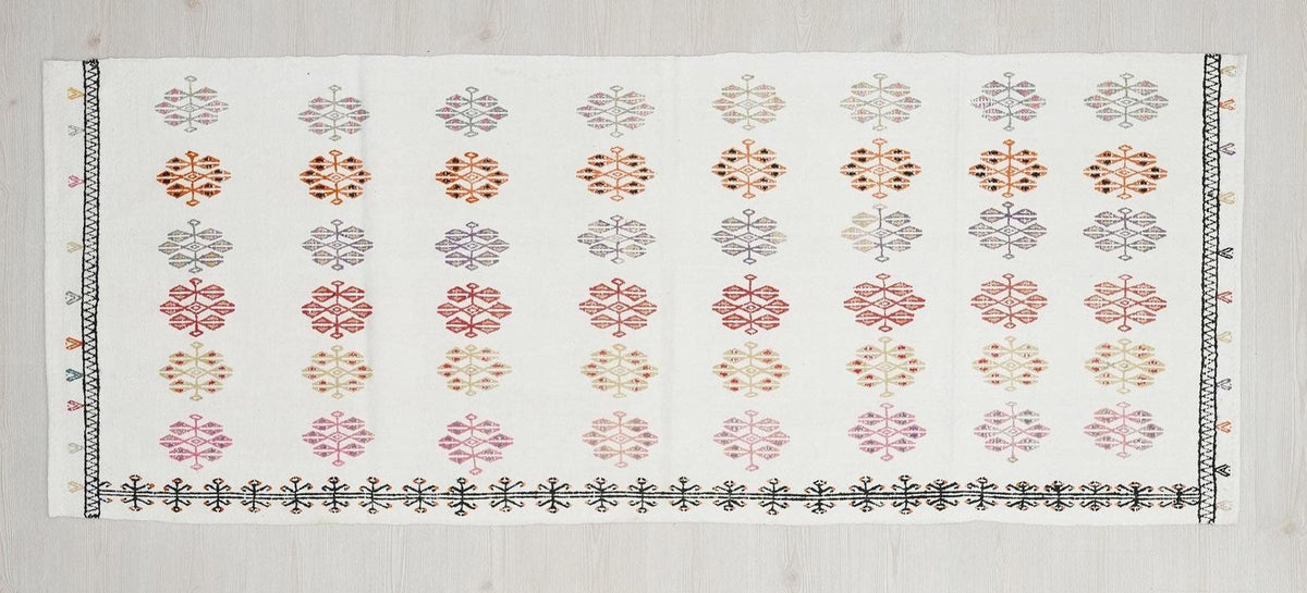 Flat Weave Cotton Kilim Rug Runner: Embroidered Turkish White Rugs, 3x8 Feet.