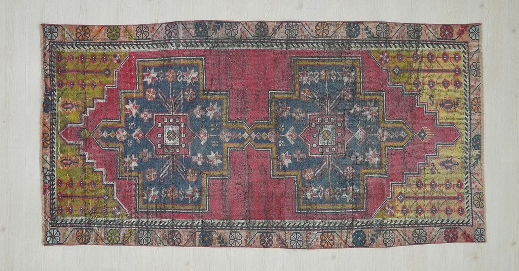 Vintage Oushak Rug: Mid-Century Modern Turkish Wool Carpet Rugs, 3,8"x7,7" Feet.