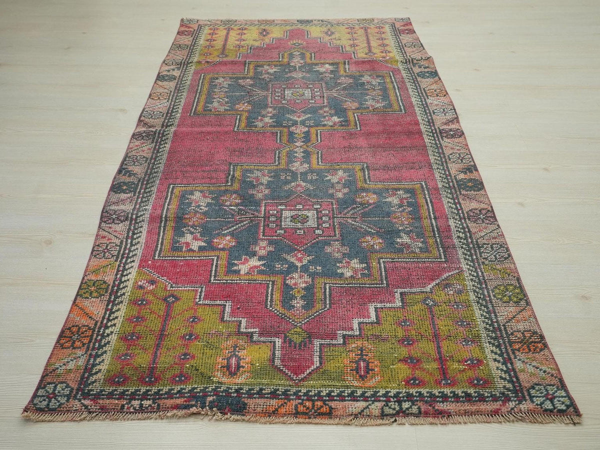 Vintage Oushak Rug: Mid-Century Modern Turkish Wool Carpet Rugs, 3,8"x7,7" Feet.