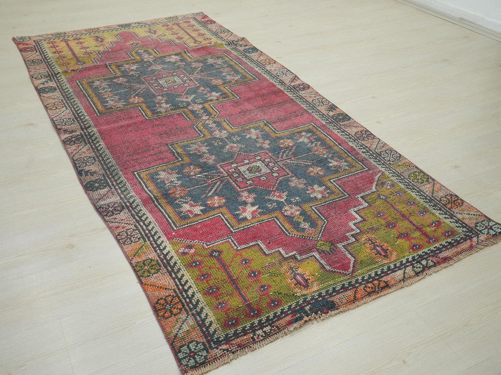 Vintage Oushak Rug: Mid-Century Modern Turkish Wool Carpet Rugs, 3,8"x7,7" Feet.
