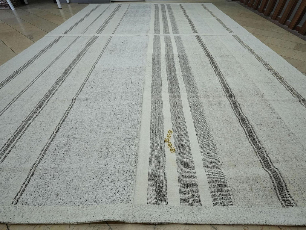 11x16 Oversized White & Gray Turkish Kilim Rug: Cotton And Goat Hair Woven Rugs