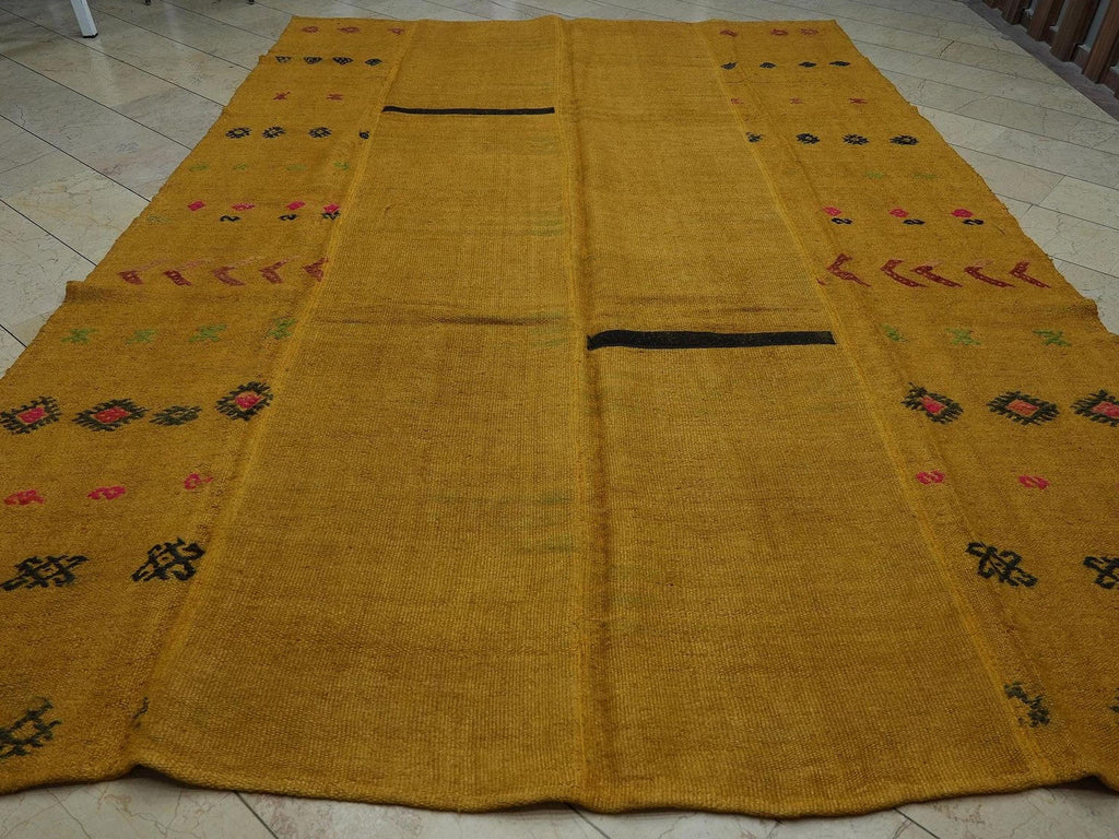 Oversized Mustard Hemp Rug: Mid-Century Modern Saffron Kilim 9"x12,8" Feet