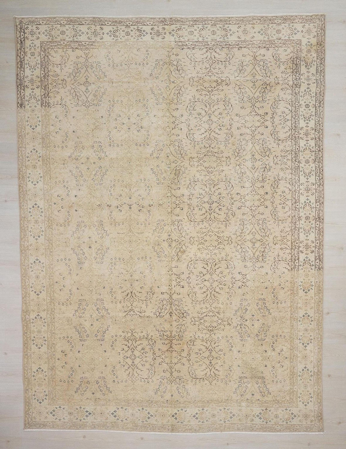 Turkish Oversize Vintage Oushak Rug 9x12 Scandinavian Home Living Style  Area Rugs.
