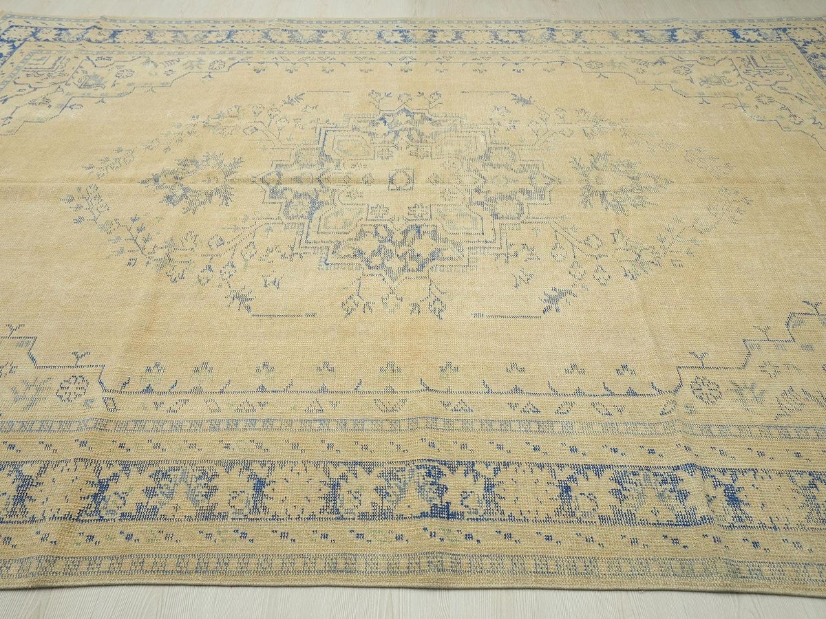Oversize Vintage Turkish Oushak Rug: Old Handwoven Blue & chickpeas Color Area Rugs.