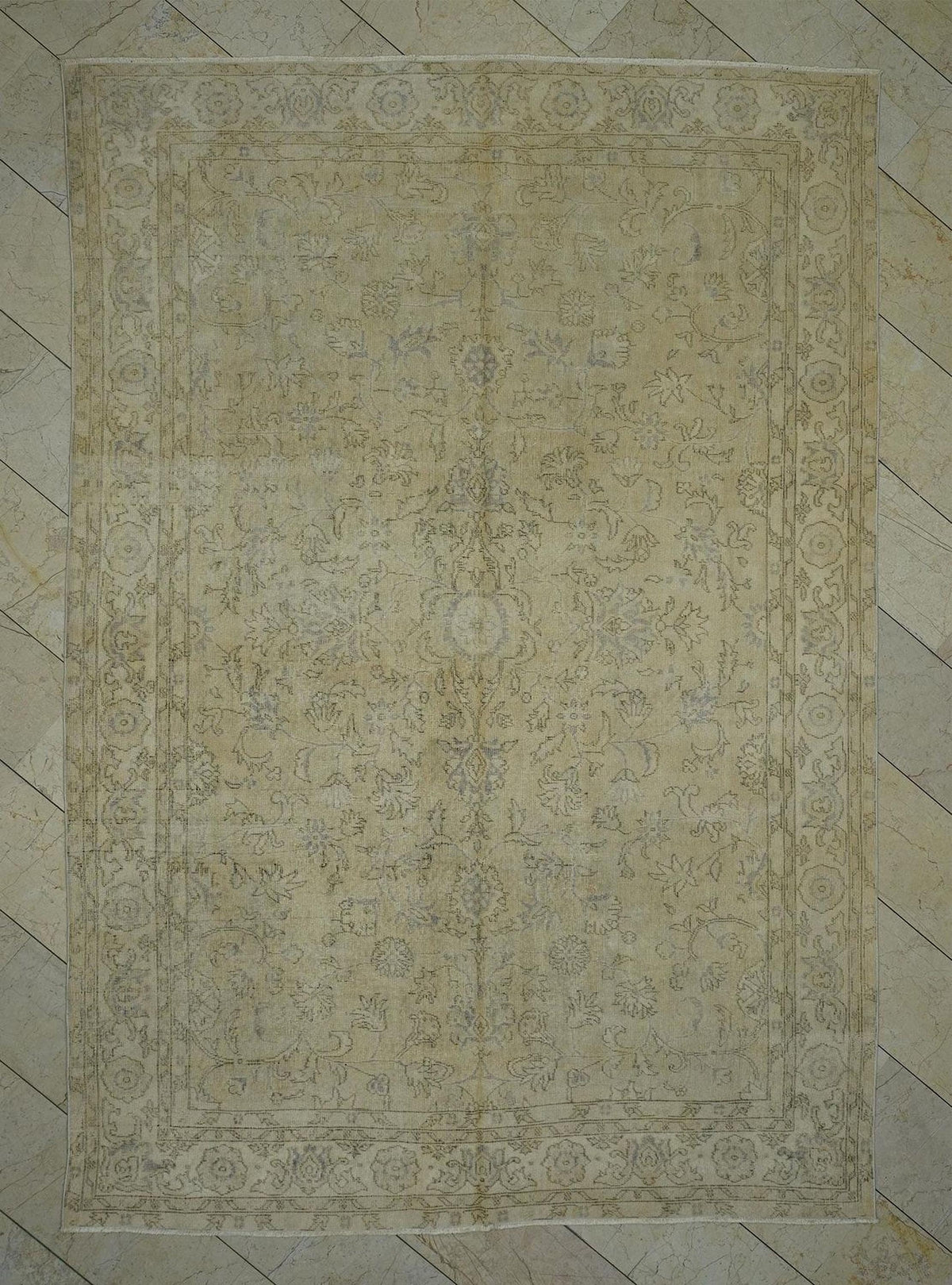 Handmade Vintage Oushak Rug: Large Turkish Wool Rugs (7,2"x10,4" Feet)