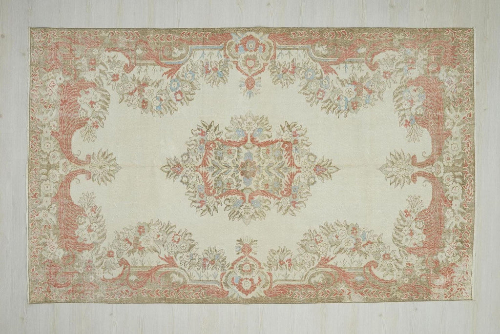 Vintage Oushak Turkish Rug: 6'x9.6' Ft,Short Pile Area Carpet Rugs.