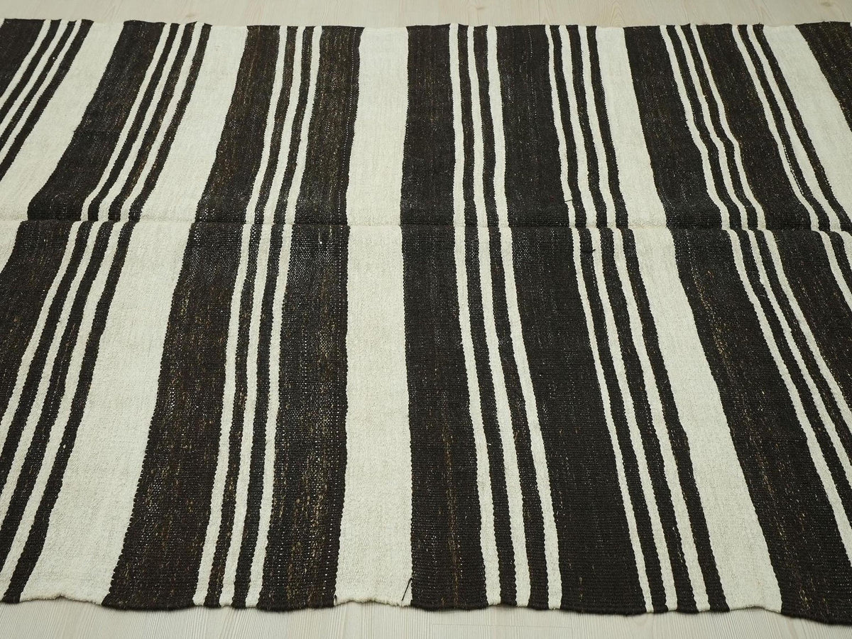 Handmade Hemp Stripe Rug: Flat Weave Minimalist Decor Rugs, 5,5"x12,3" Feet.
