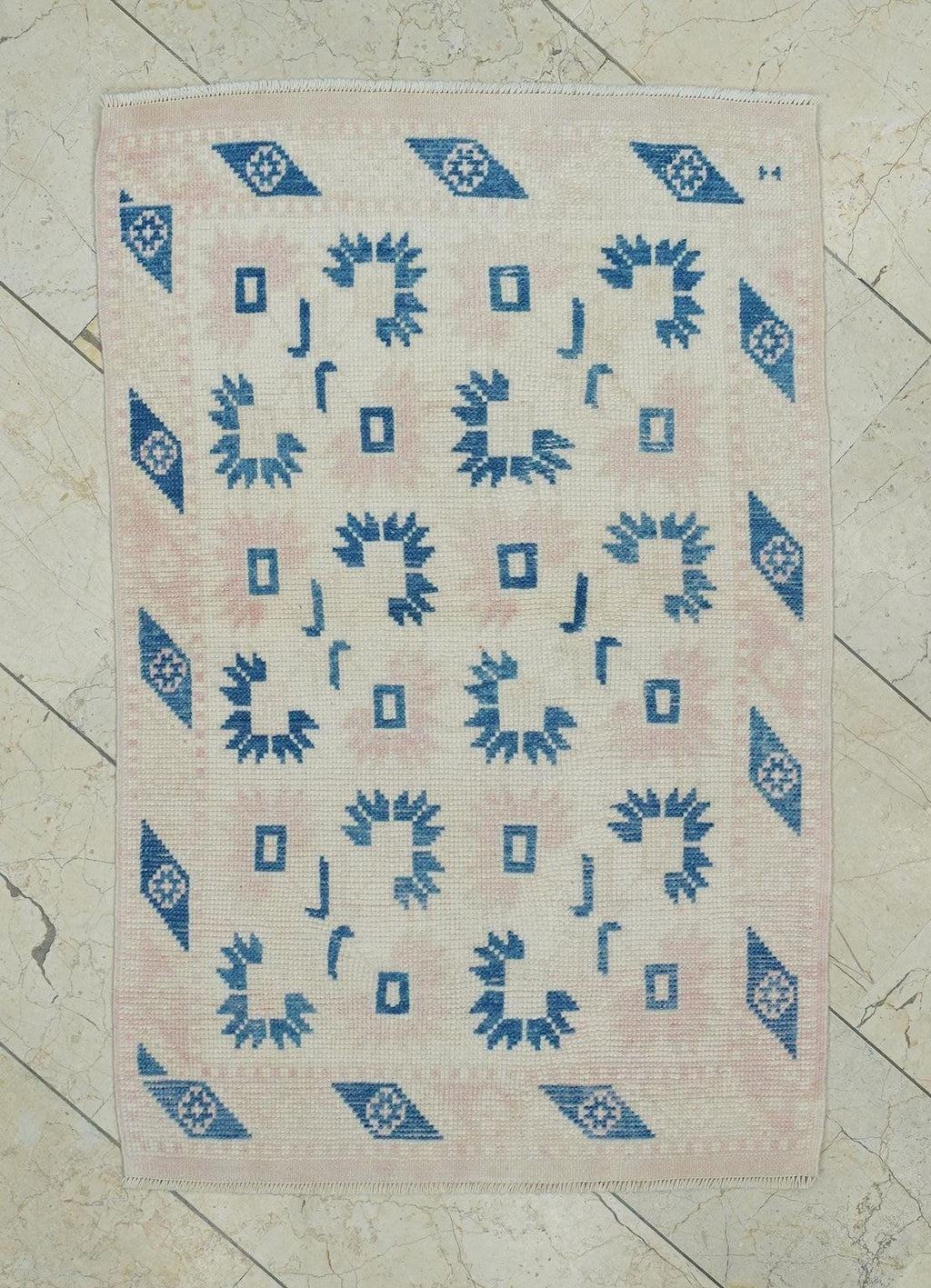 Small Turkish Oushak Rug: Blue Beige Ethnic Rugs 2,4x3,8 Feet.