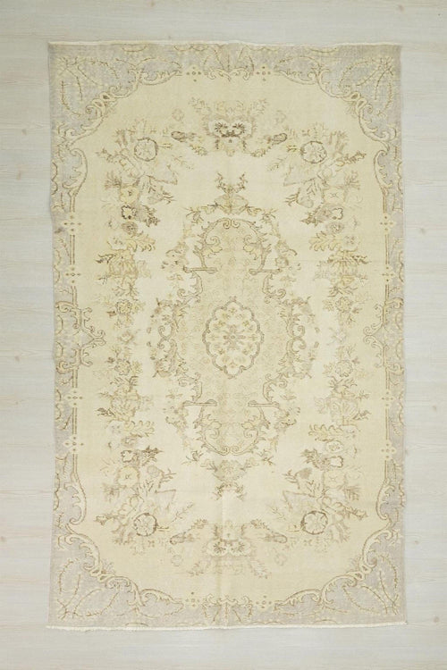 5x8 Vintage Neutral Oushak Rug: Turkish Wool Floral Carpet Rugs.