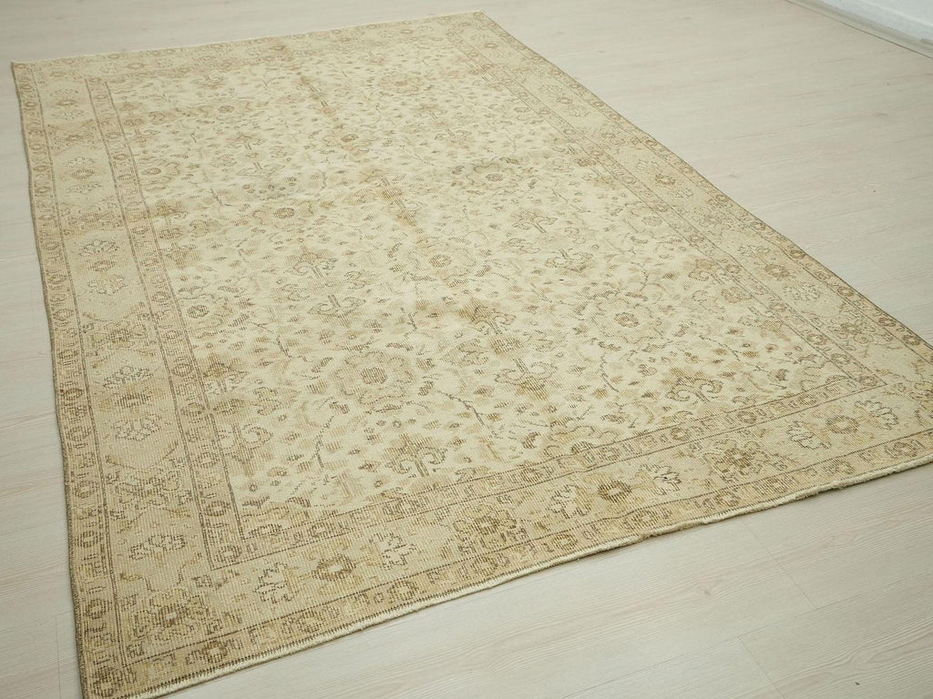 Handmade Wool Oushak Rug: Brown Beige Turkish Carpet Rugs, 5,3"x8,3" Feet.