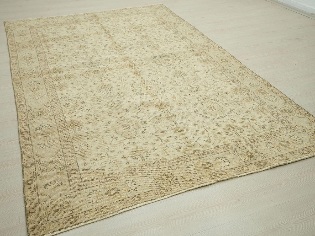 Handmade Wool Oushak Rug: Brown Beige Turkish Carpet Rugs, 5,3"x8,3" Feet.
