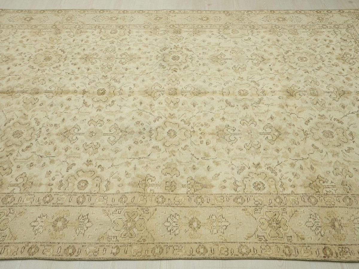 Handmade Wool Oushak Rug: Brown Beige Turkish Carpet Rugs, 5,3"x8,3" Feet.