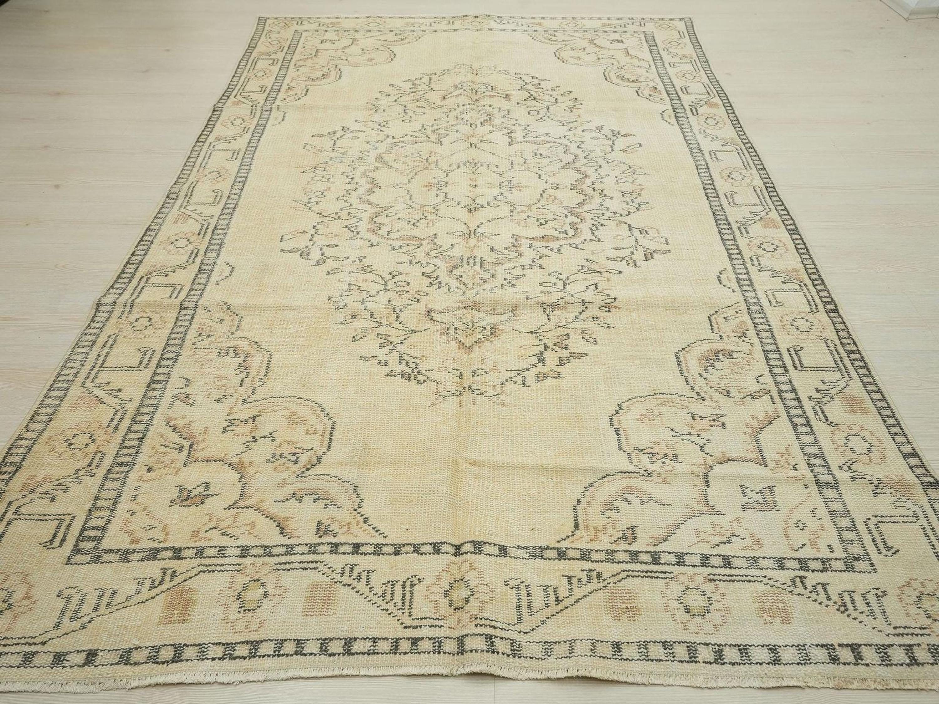 Large Oushak Wool Carpet Rug: Mid Century Modern Turkish Rugs, 5.5"x9' Feet.