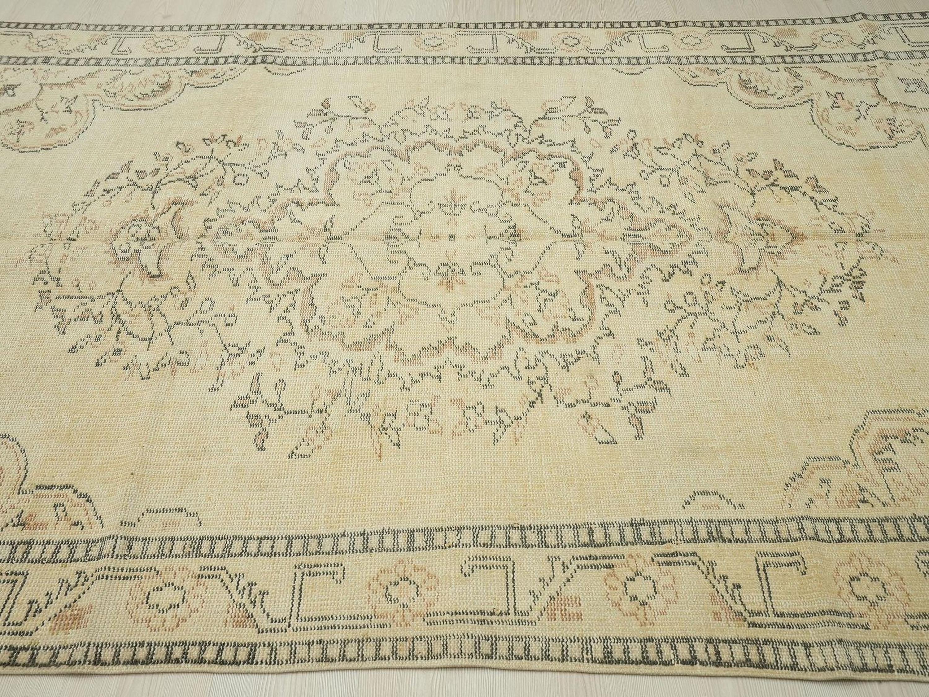 Large Oushak Wool Carpet Rug: Mid Century Modern Turkish Rugs, 5.5"x9' Feet.