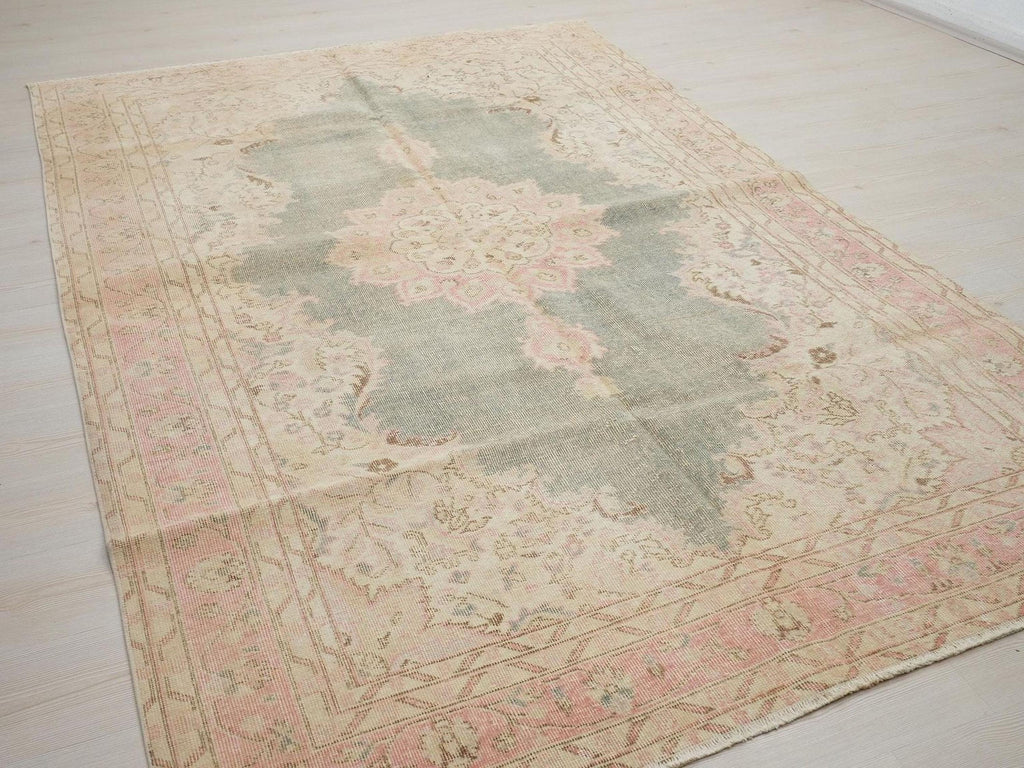 Vintage Handwoven Oushak Rug: Mid-Century Modern Wool Turkish Rugs 6x9.4 Feet.