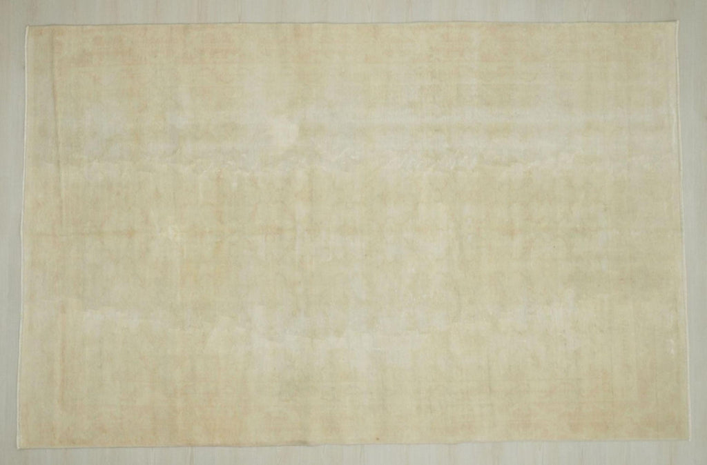 Vintage Oushak Rug: Mid-Century Modern Turkish Wool Carpet (6.3x10 ft)