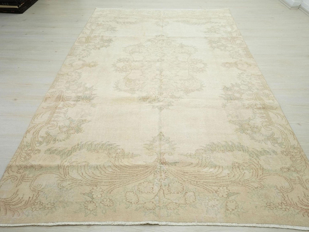 6x10 Beige Oushak Rug: Mid-Century Modern Turkish Wool Carpet