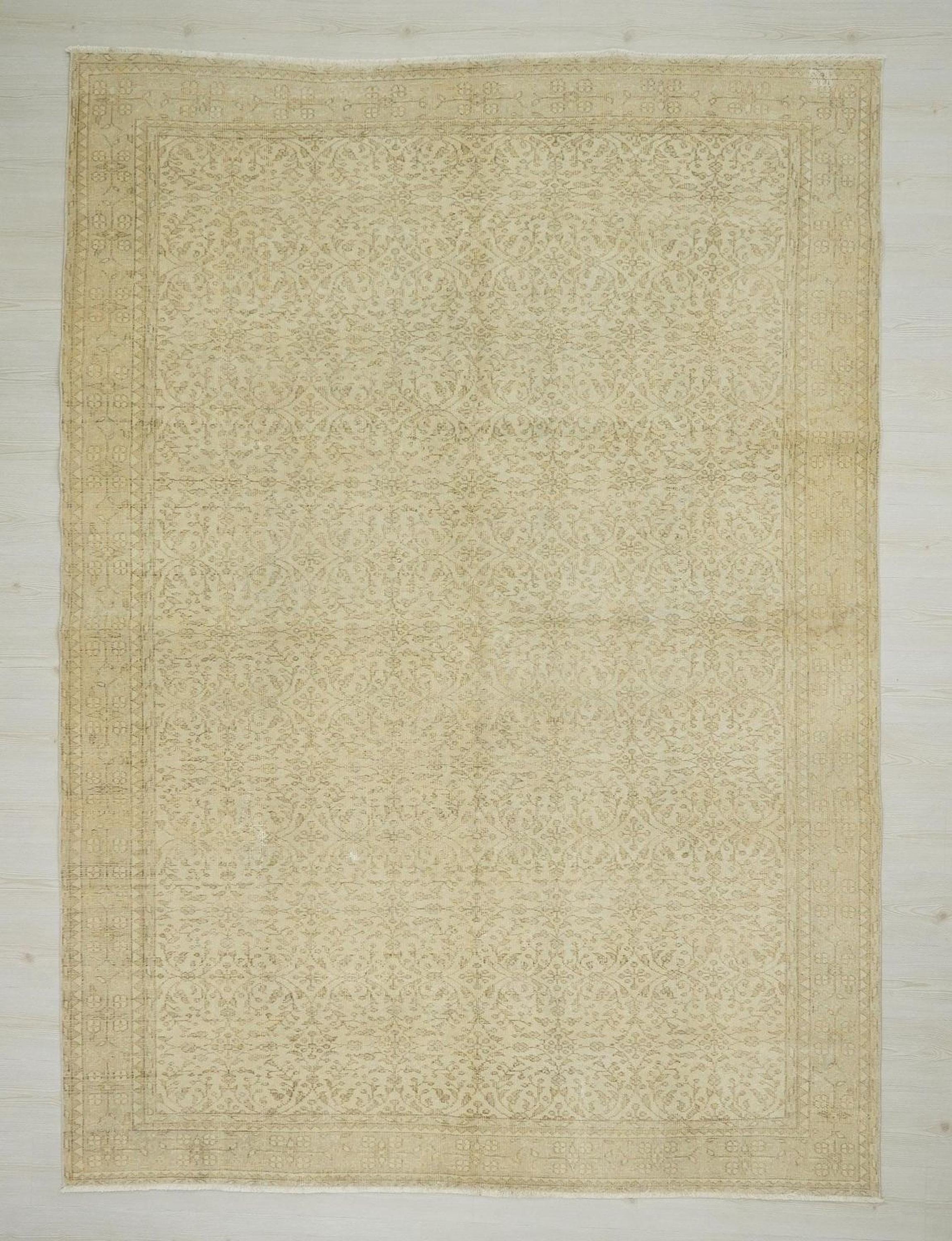 Large Vintage Turkish Oushak Rug: Beige Brown Wool Carpet (7,3"x10" Feet)