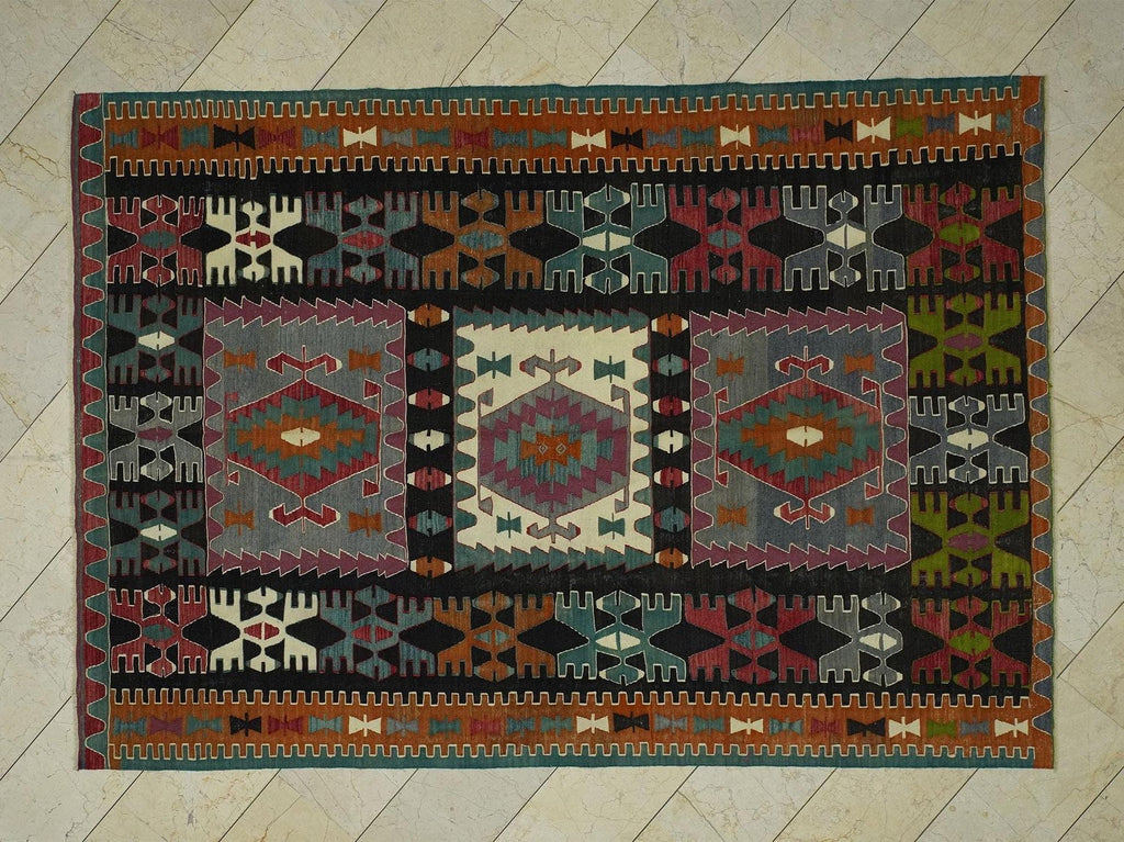 Antique Turkish Kilim Rug: Primitive Decor Village Flat Weave Rugs 6,7x9,3 Feet.