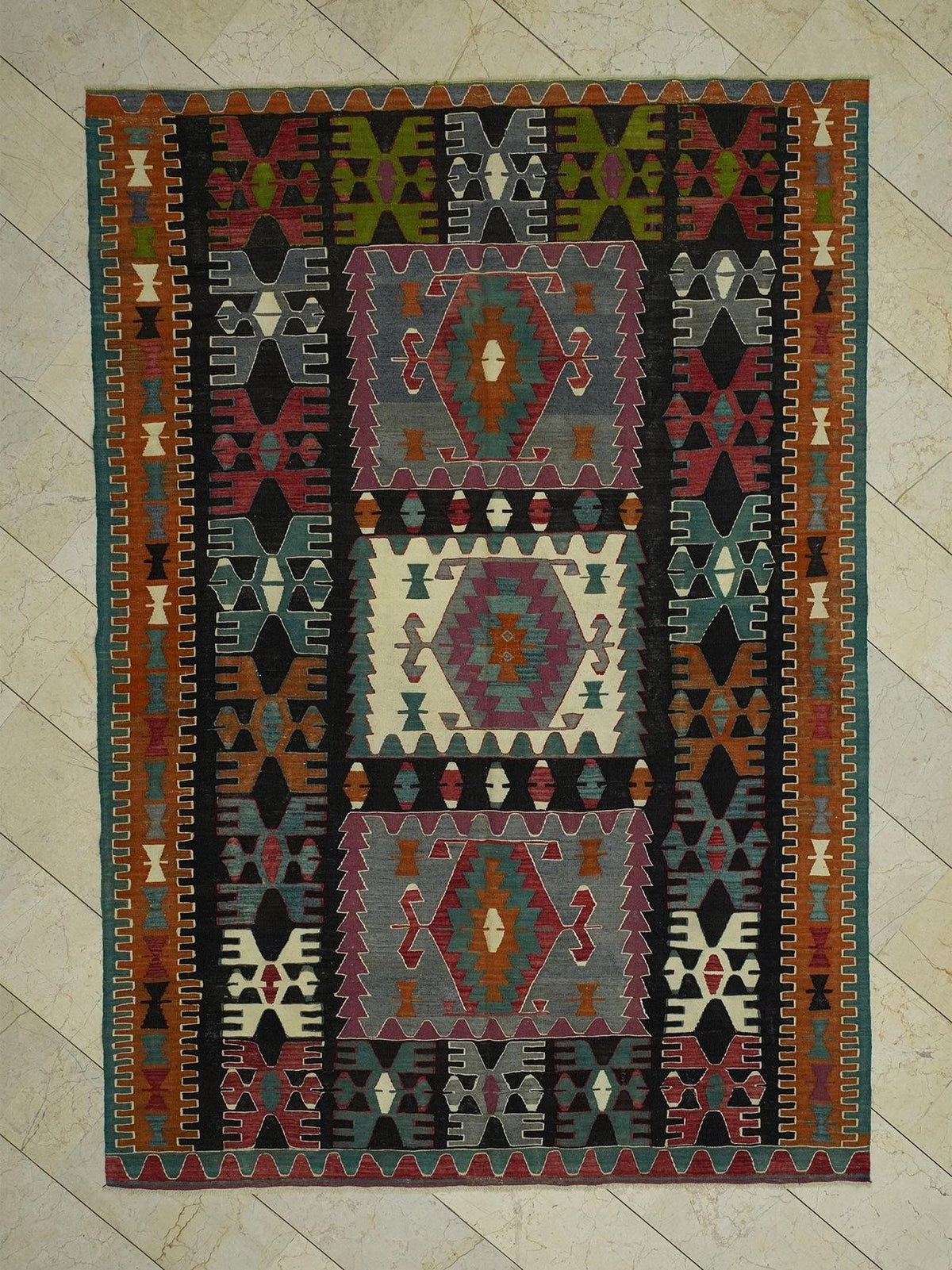 Antique Turkish Kilim Rug: Primitive Decor Village Flat Weave Rugs 6,7x9,3 Feet.