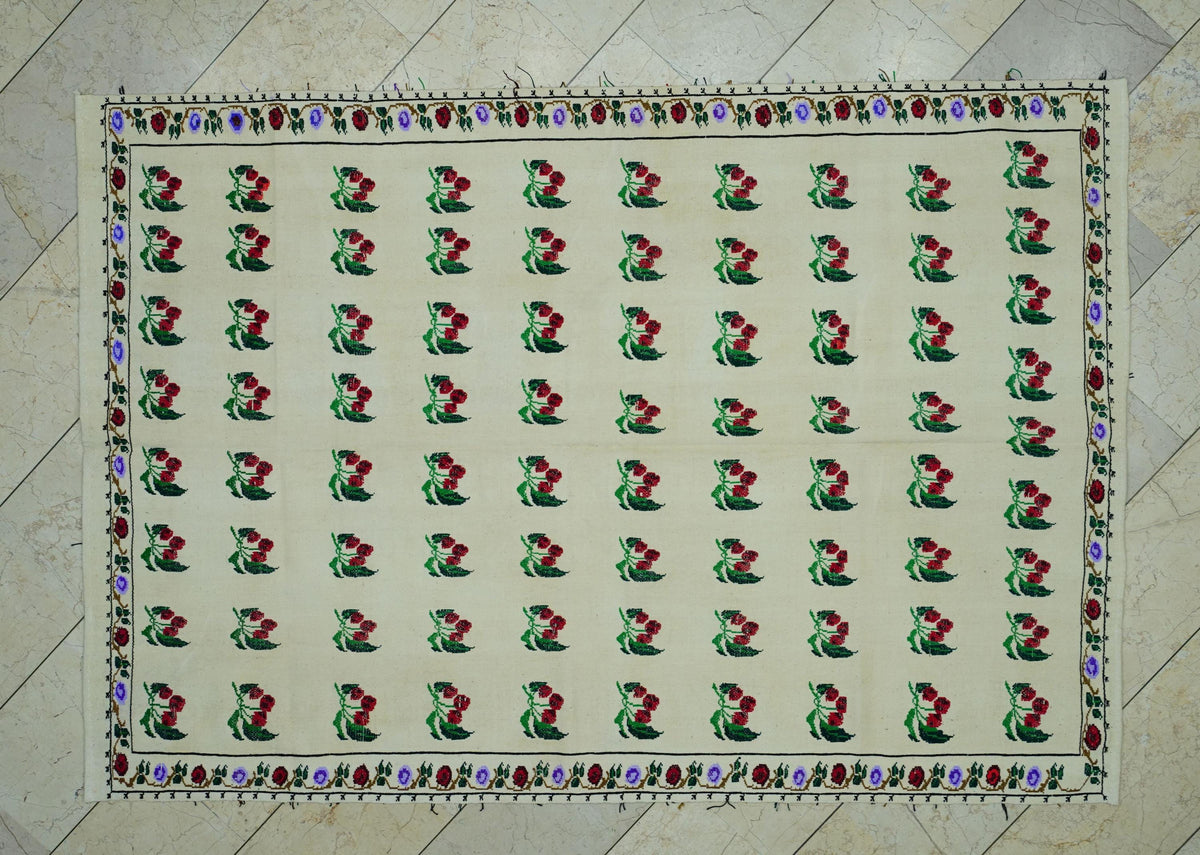 Cherry Pattern Kilim Rug: Embroidered Wool Wall Hanging Turkish Rugs, 5.2x7.5 ft.