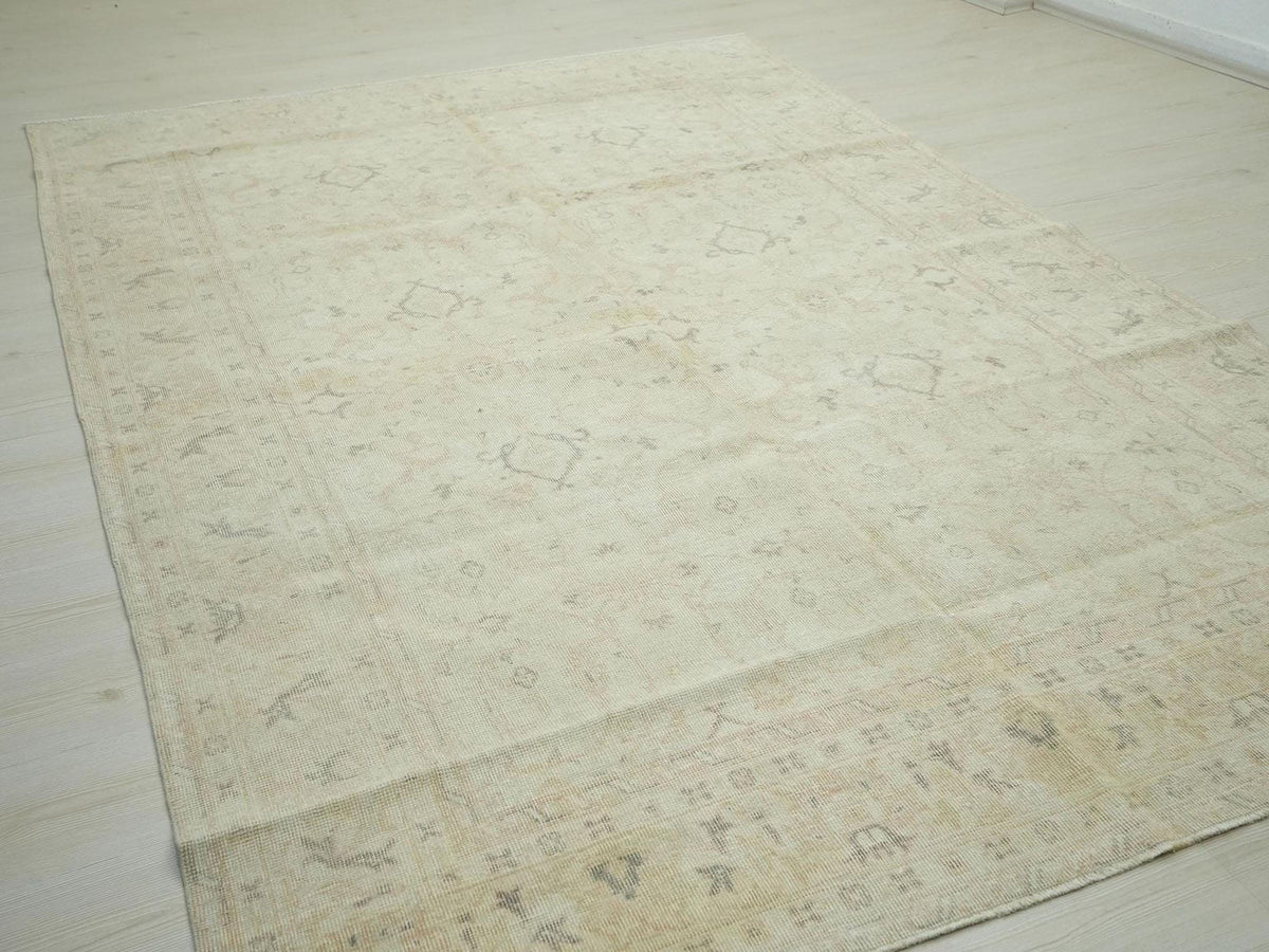 Geometric Vintage Oushak Rug: Beige Gray Turkish Wool Carpet 6.5x9.7 ft.