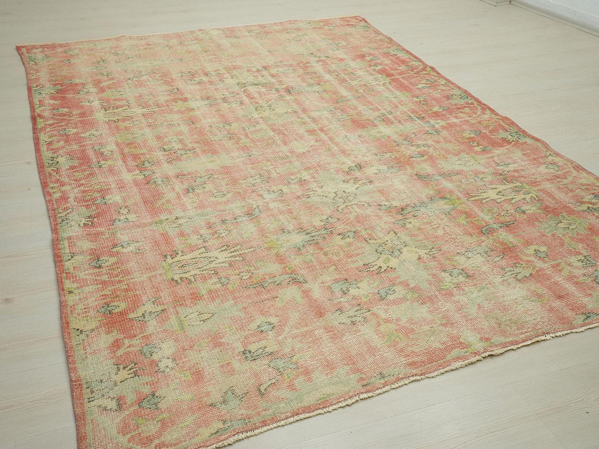 6x9 Floral Vintage Oushak Rug: Handmade Turkish Wool Carpet