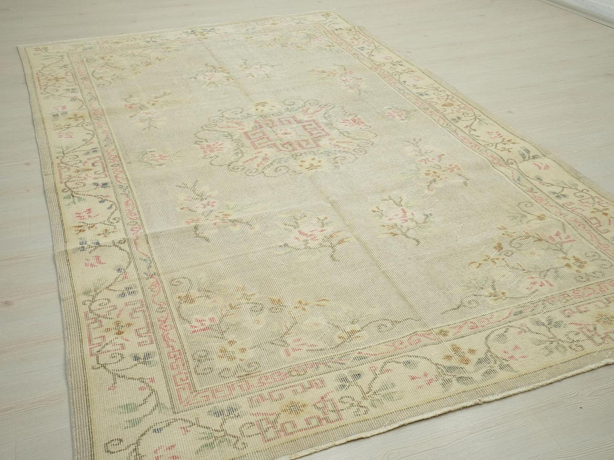 Gray Oushak Rug: 5.7"x9.2" Vintage Turkish Wool Carpet