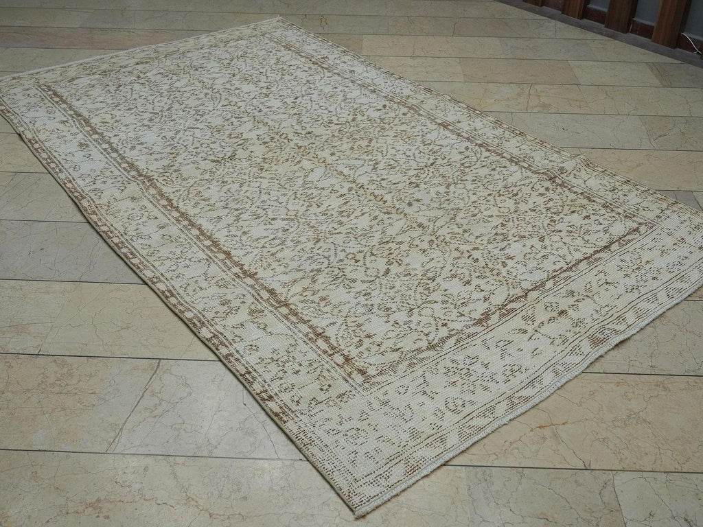 Vintage Oushak Wool Rug: Brown Beige Floral Turkish Carpet 5.2x8.8 ft