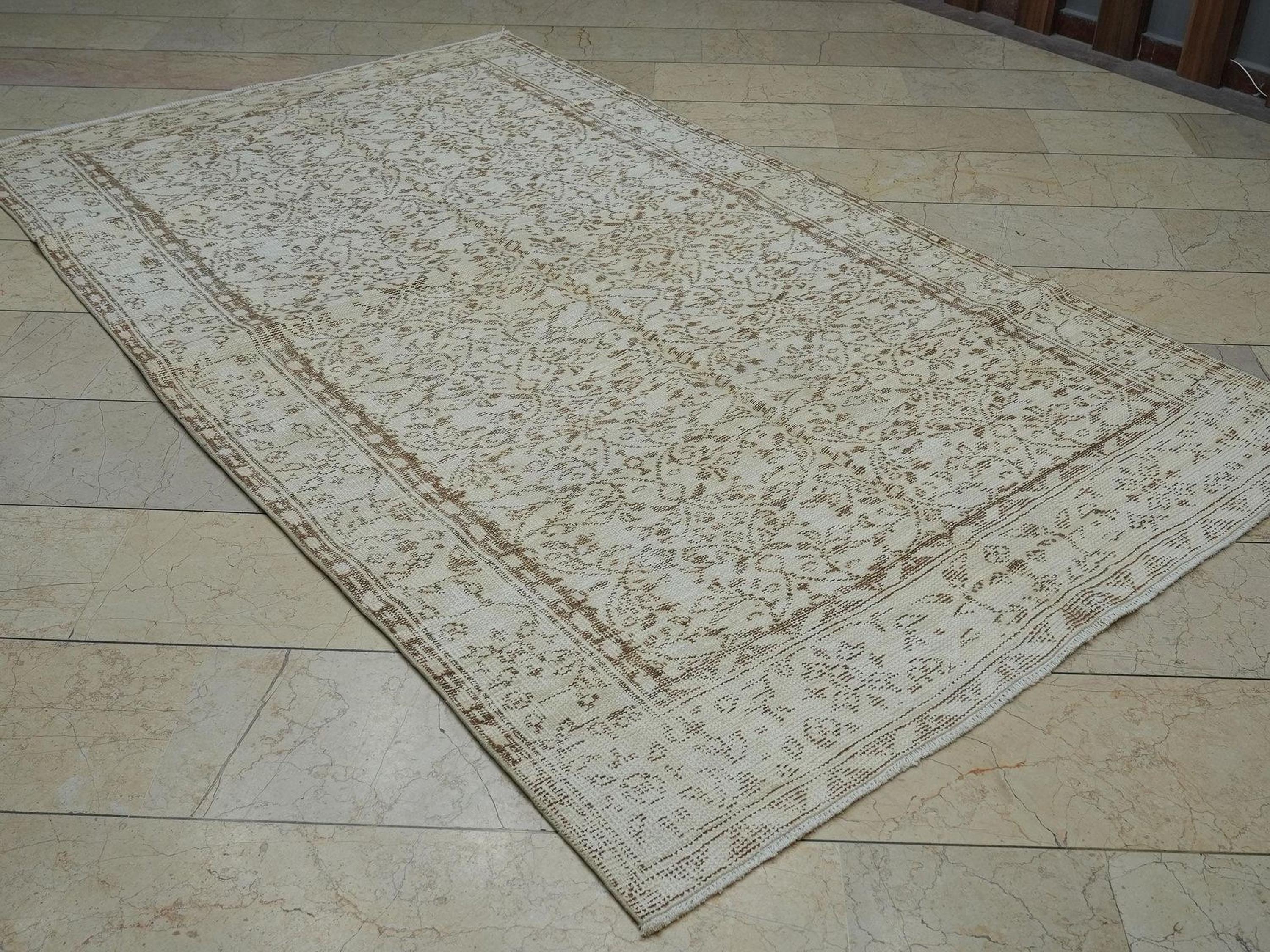Vintage Oushak Wool Rug: Brown Beige Floral Turkish Carpet 5.2x8.8 ft